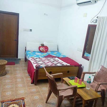 Squirrel Nest Guest House Mahabalipuram Exterior foto